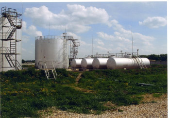 Действующая нефтебаза